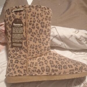 BearPaw Women's Tan Leopard Boots
